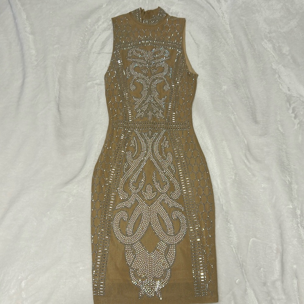 WINDSOR Bodycon Dress